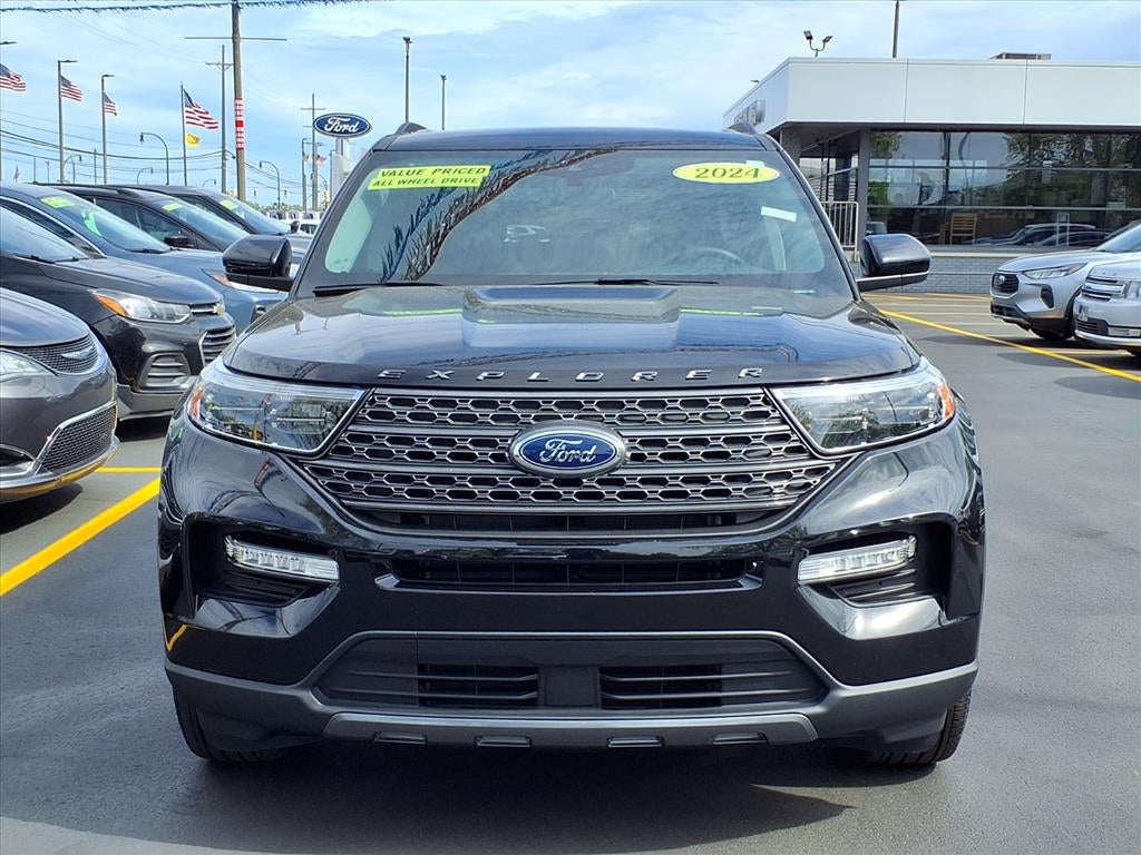 2024 Ford Explorer XLT
