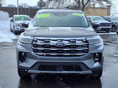 2025 Ford Explorer Active
