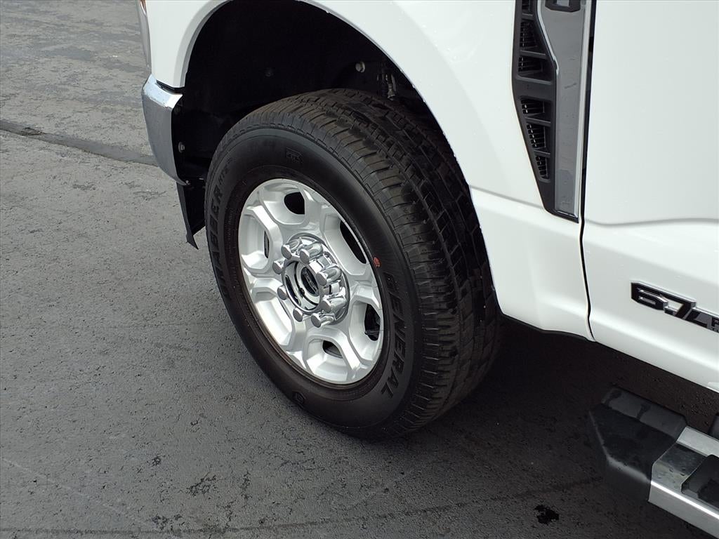2025 Ford F-250 XLT