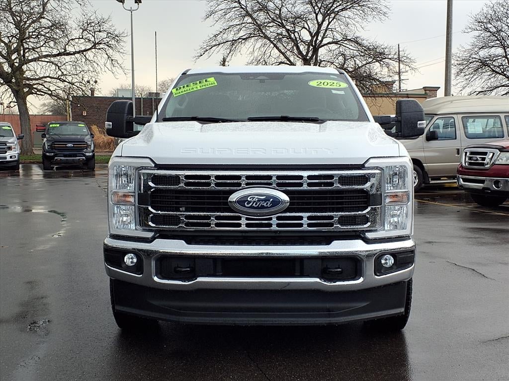 2025 Ford F-250 XLT