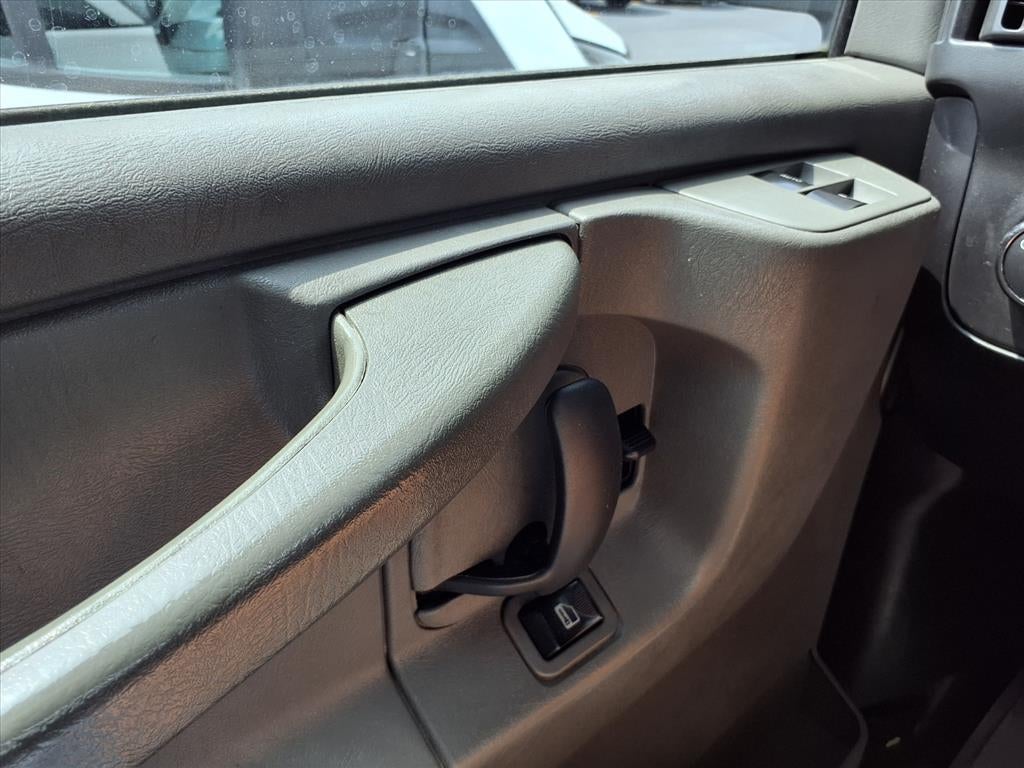 2012 Chevrolet Express 1LT
