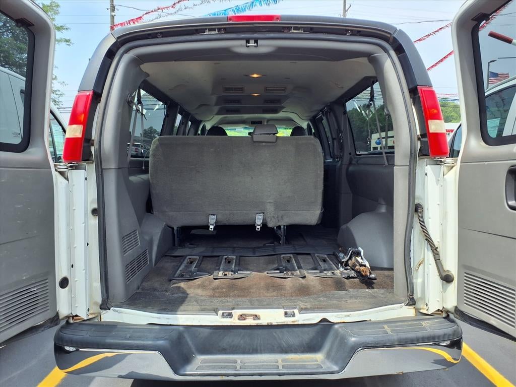 2012 Chevrolet Express 1LT