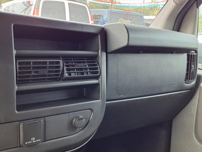 2015 GMC Savana LS