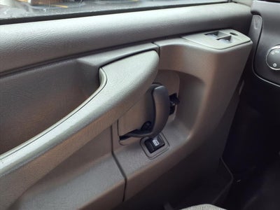 2015 GMC Savana LS