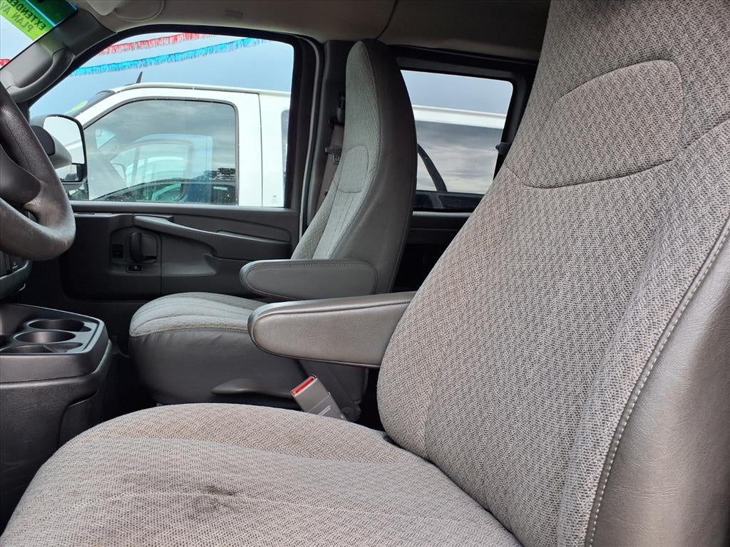 2015 GMC Savana LS
