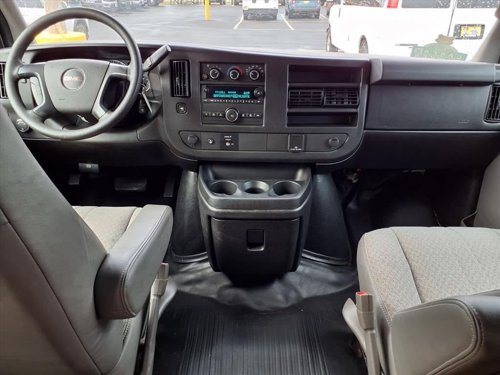 2015 GMC Savana LS