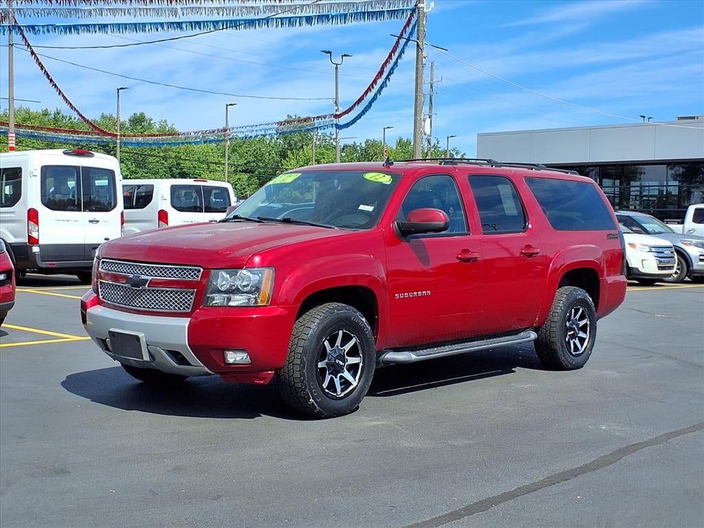 2012 Chevrolet Suburban 4WD 1500 LT's photo