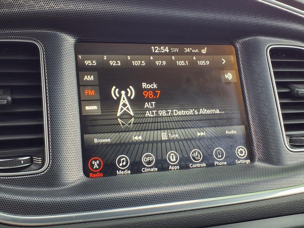 2017 Dodge Charger SXT