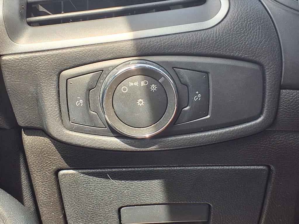 2016 Ford Edge SE