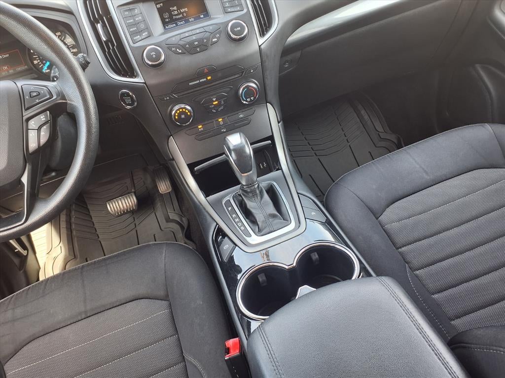 2016 Ford Edge SE