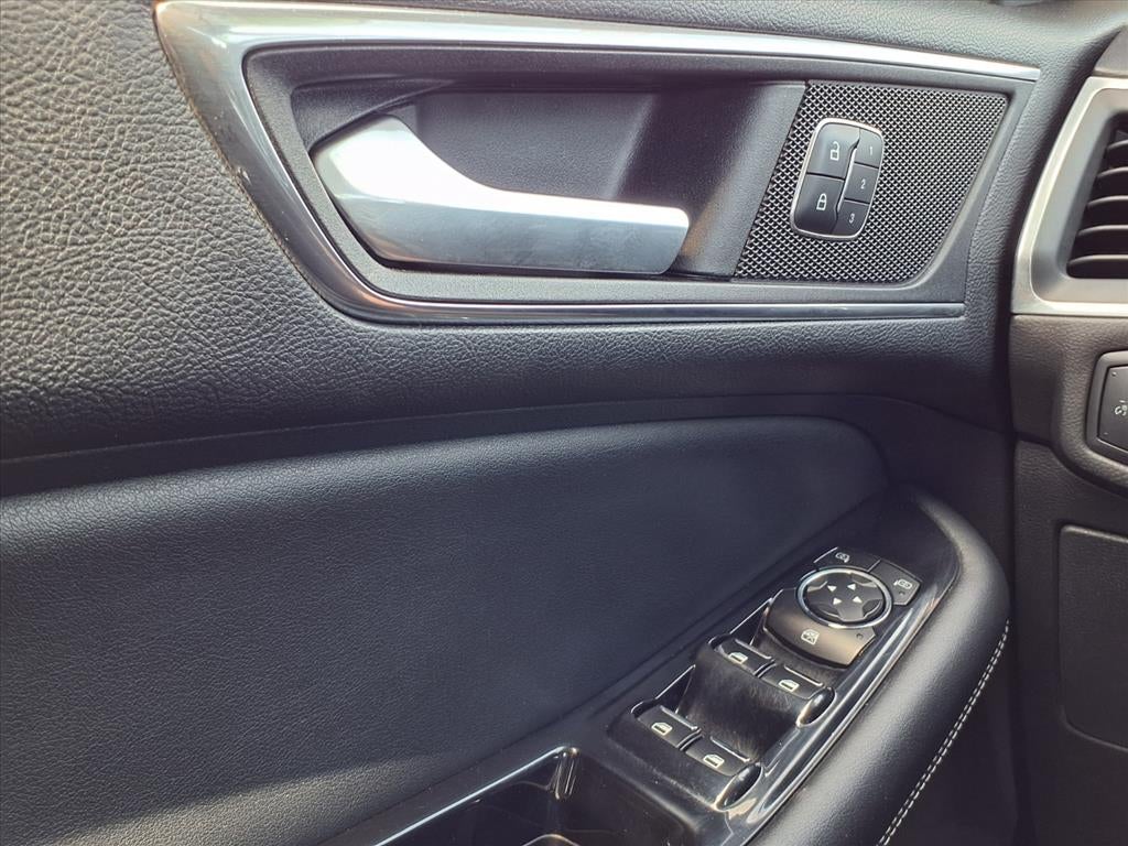 2016 Ford Edge Sport