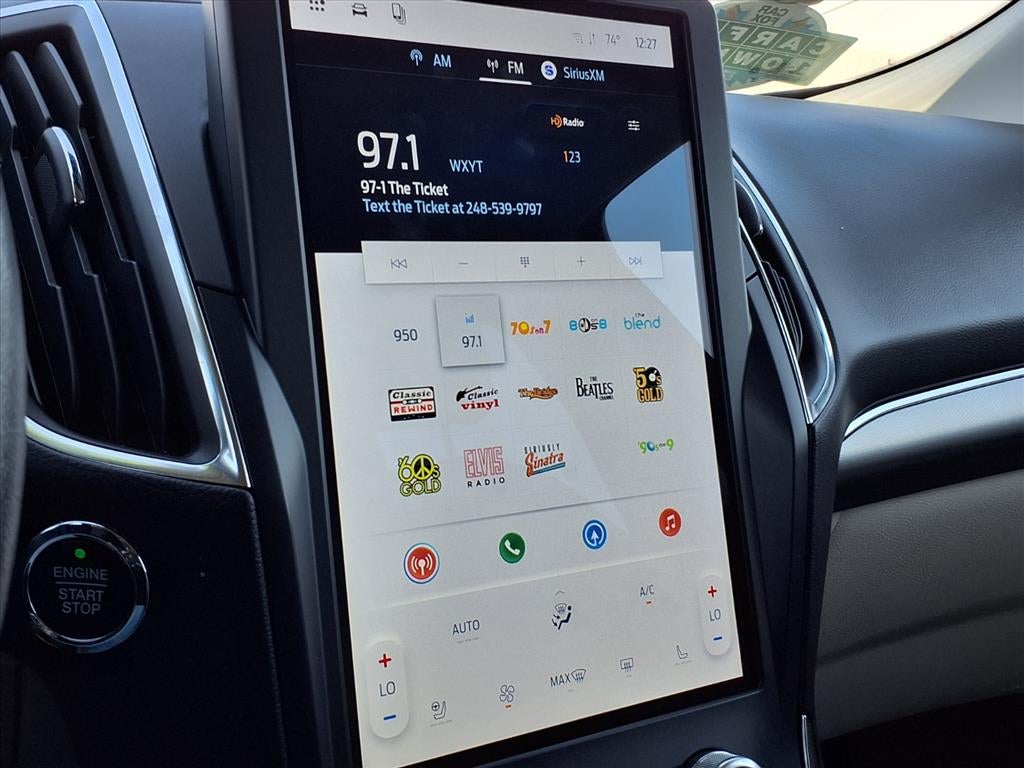2024 Ford Edge Titanium