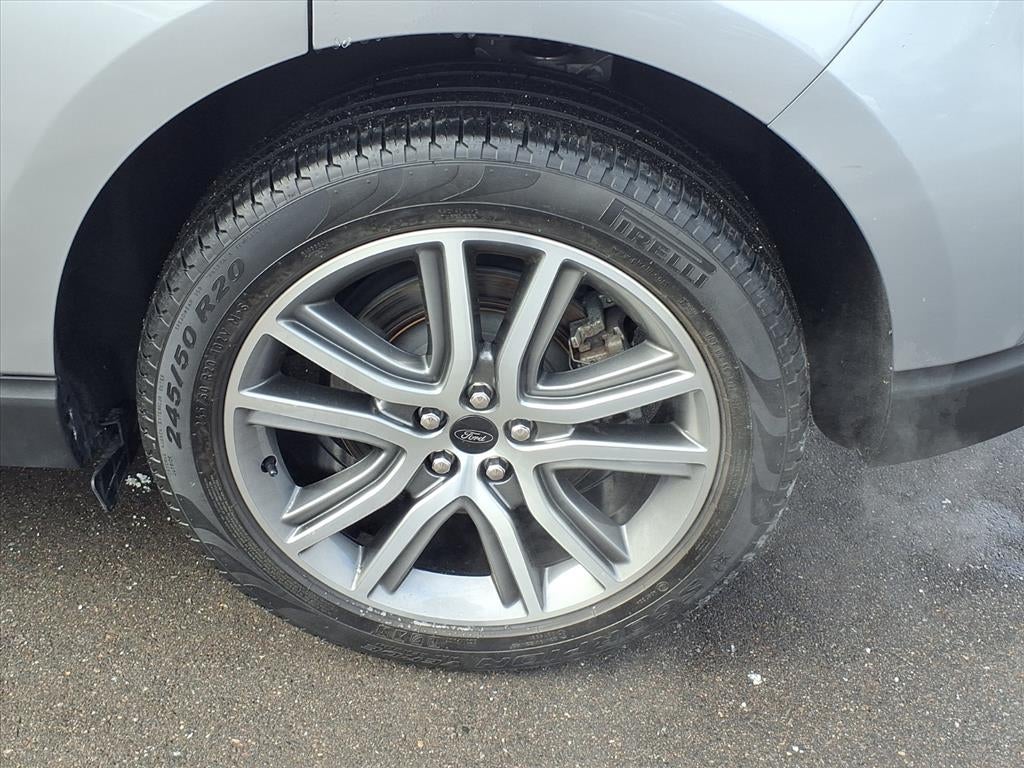 2023 Ford Edge Titanium