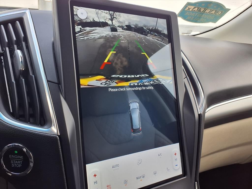 2023 Ford Edge Titanium