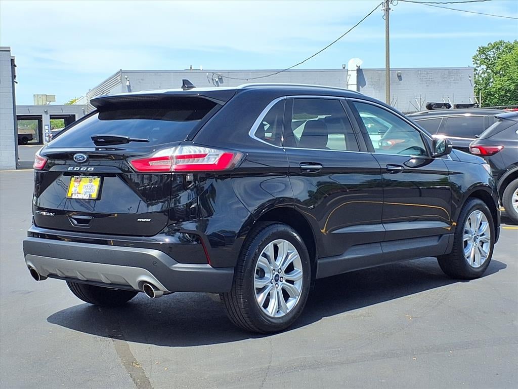 2021 Ford Edge Titanium