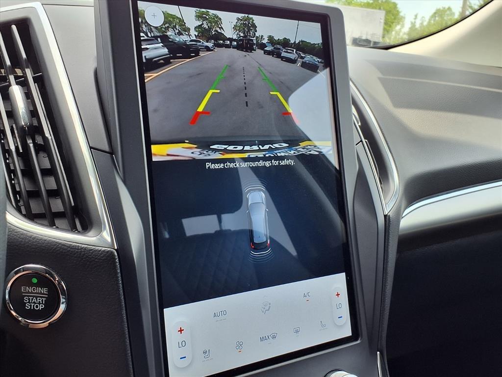 2023 Ford Edge Titanium