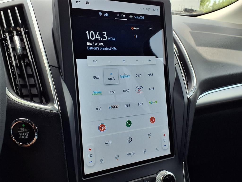 2023 Ford Edge Titanium