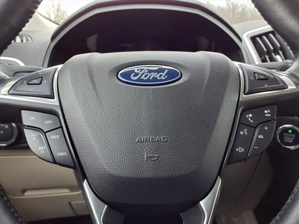 2023 Ford Edge Titanium