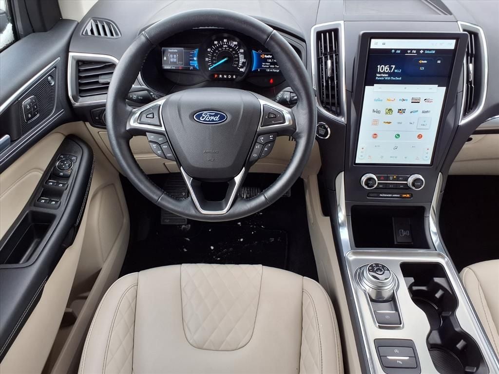 2023 Ford Edge Titanium