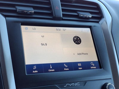 2020 Ford Fusion SE