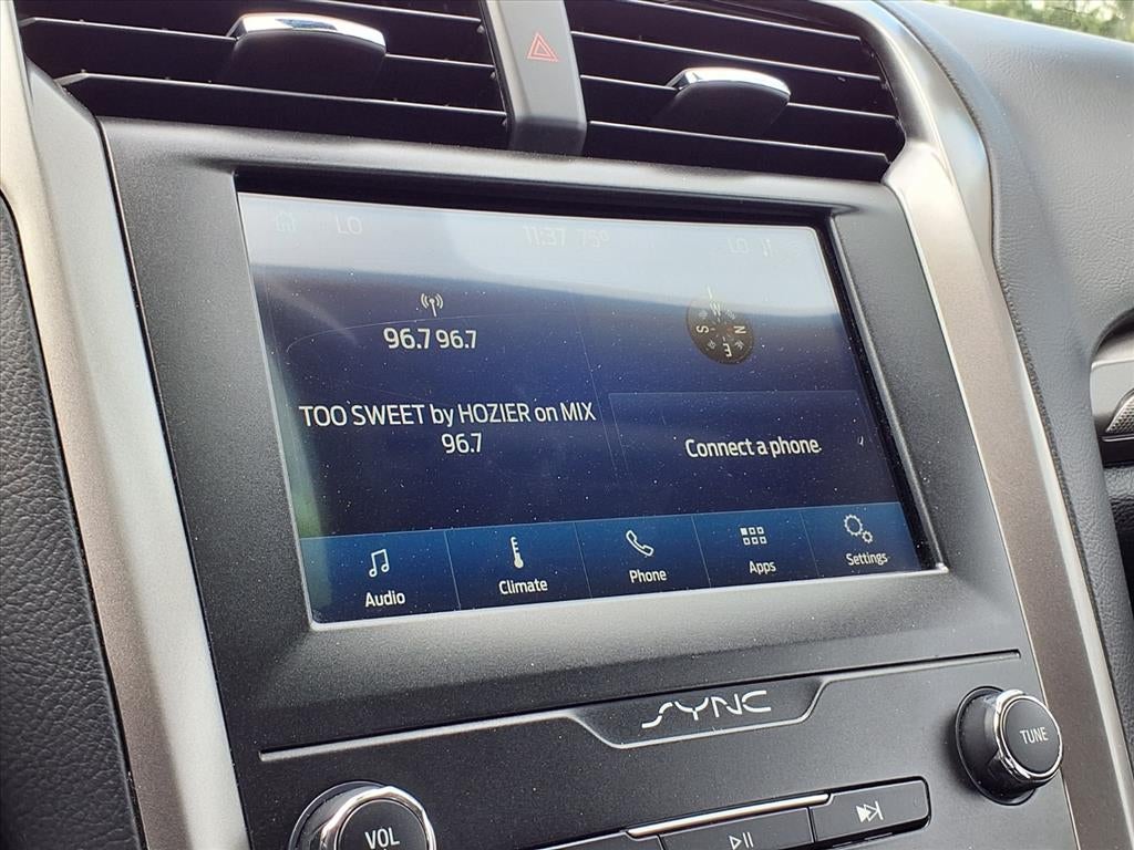 2020 Ford Fusion SE