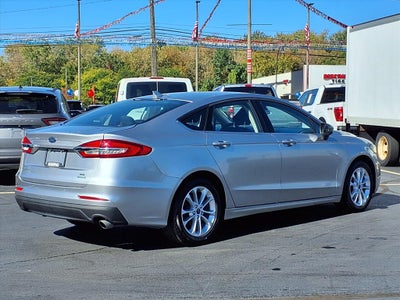 2020 Ford Fusion SE