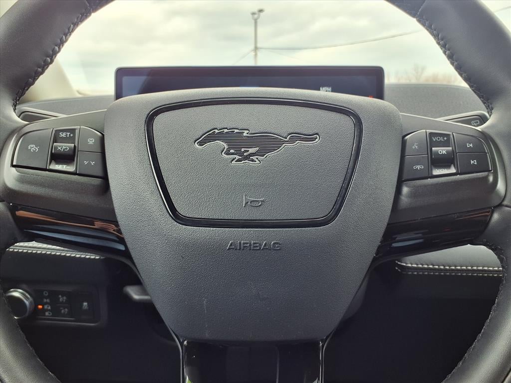 2021 Ford Mustang Mach-E Select