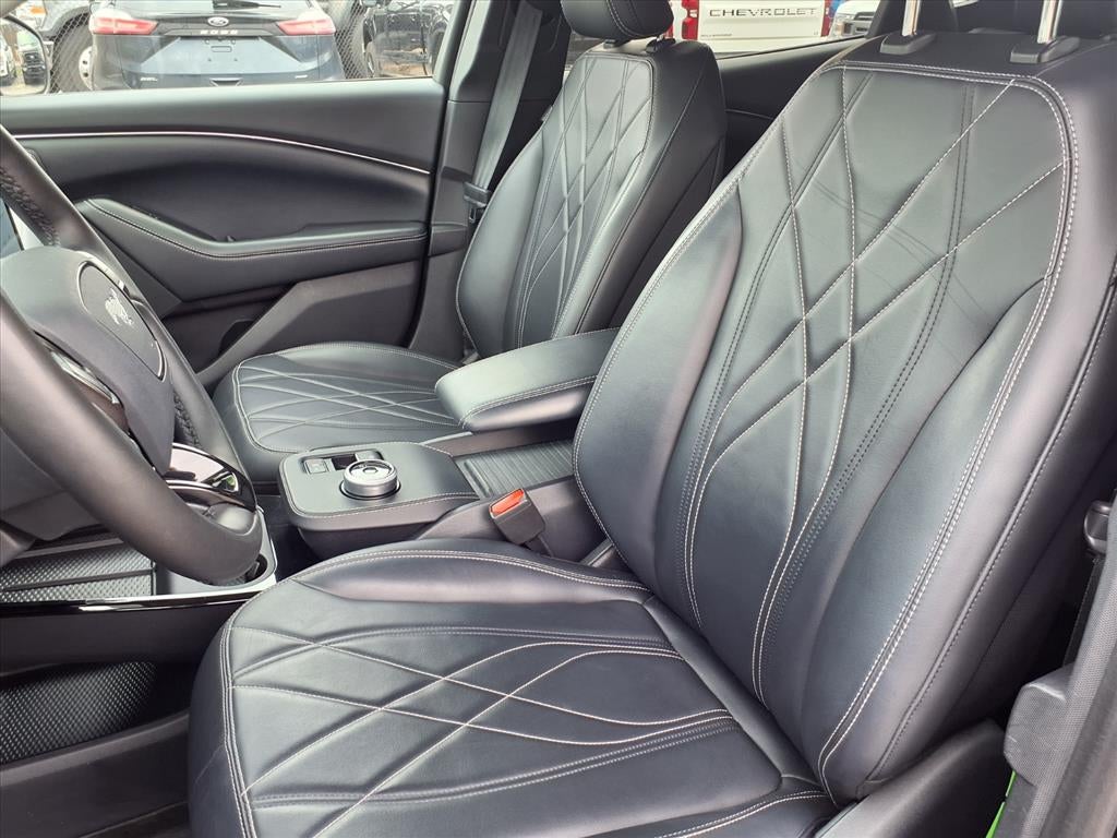 2021 Ford Mustang Mach-E Select