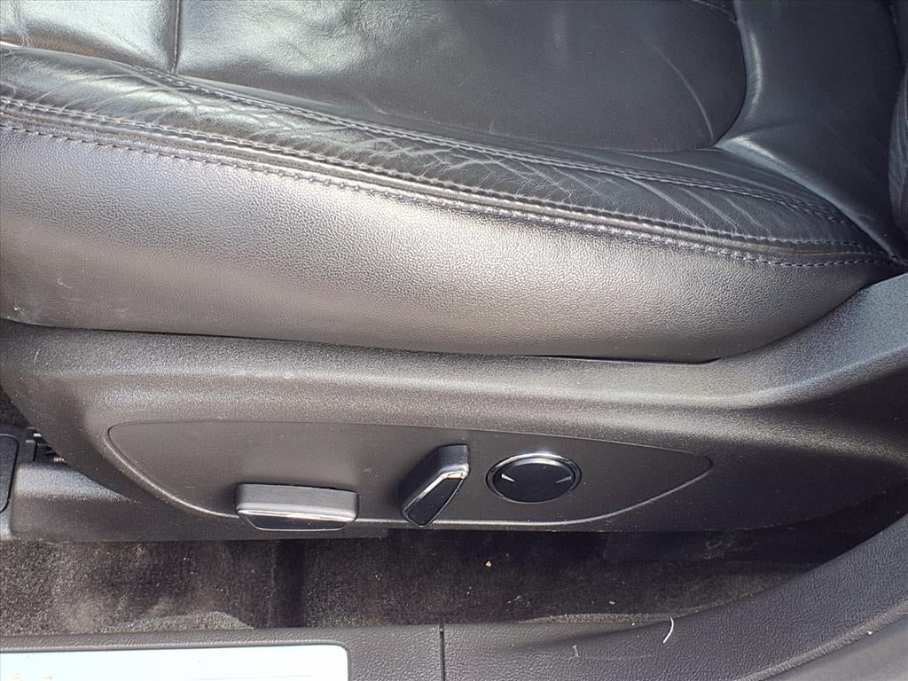 2013 Lincoln MKZ Base