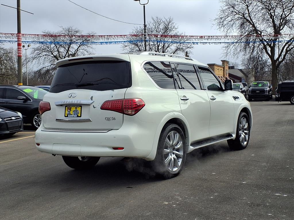 2012 INFINITI QX56 7-passenger