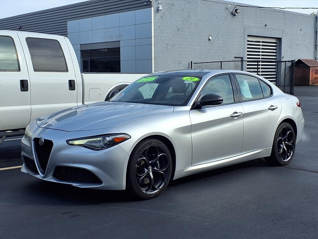 2019 Alfa Romeo Giulia Base