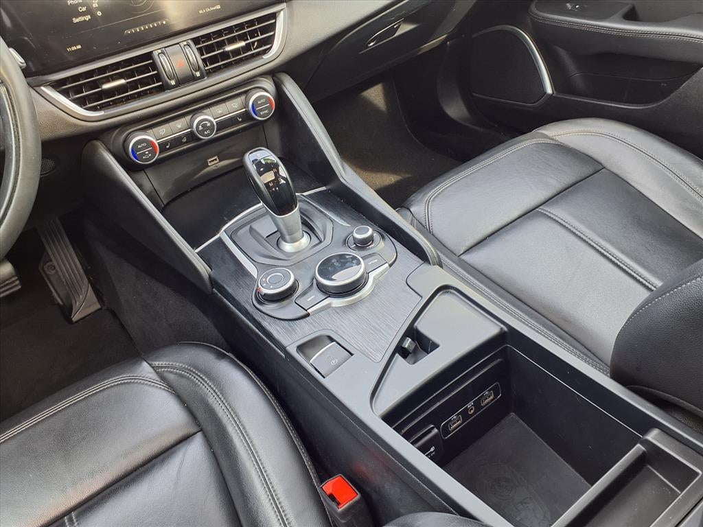 2019 Alfa Romeo Giulia Base