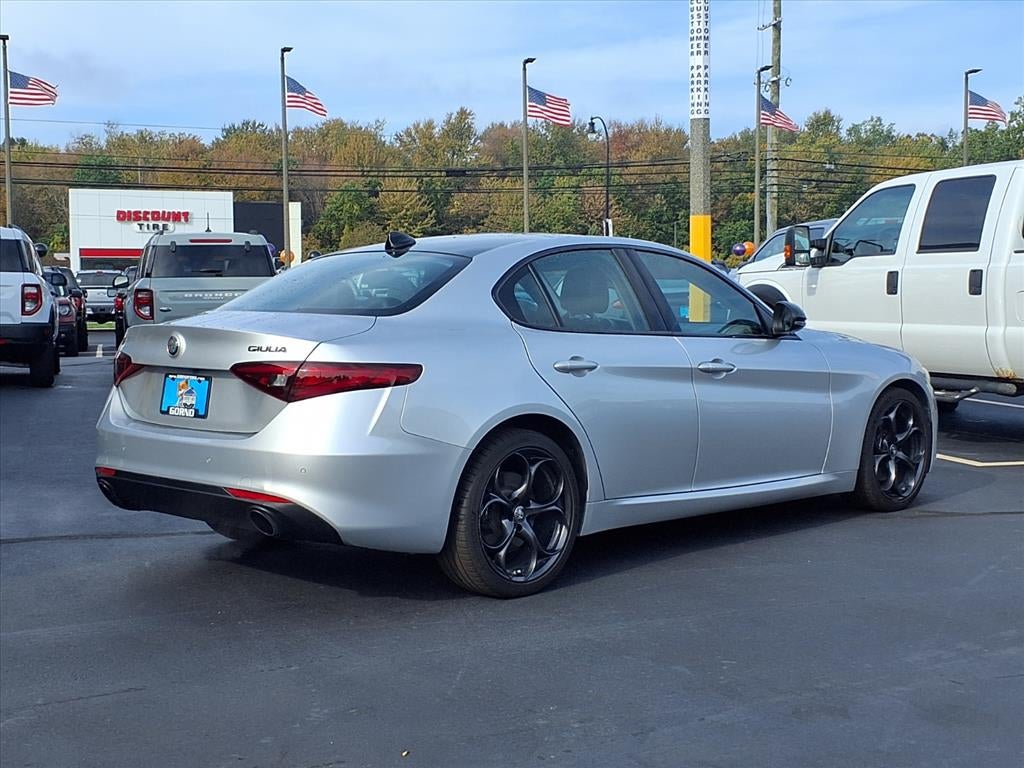 2019 Alfa Romeo Giulia Base