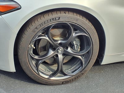 2019 Alfa Romeo Giulia Base