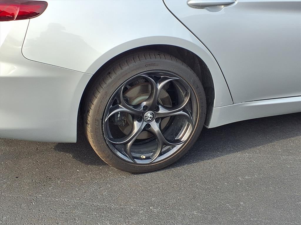 2019 Alfa Romeo Giulia Base