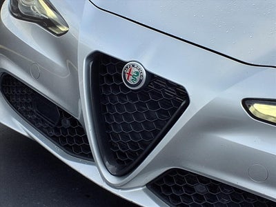 2019 Alfa Romeo Giulia Base