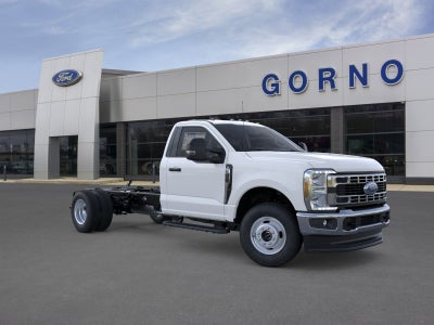2025 Ford Chassis Cab F-350® XL