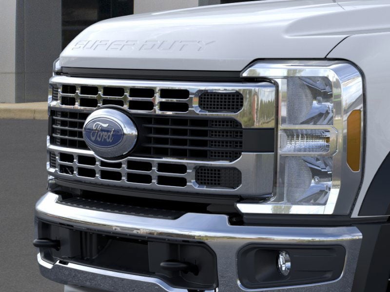 2025 Ford Chassis Cab F-450® XL